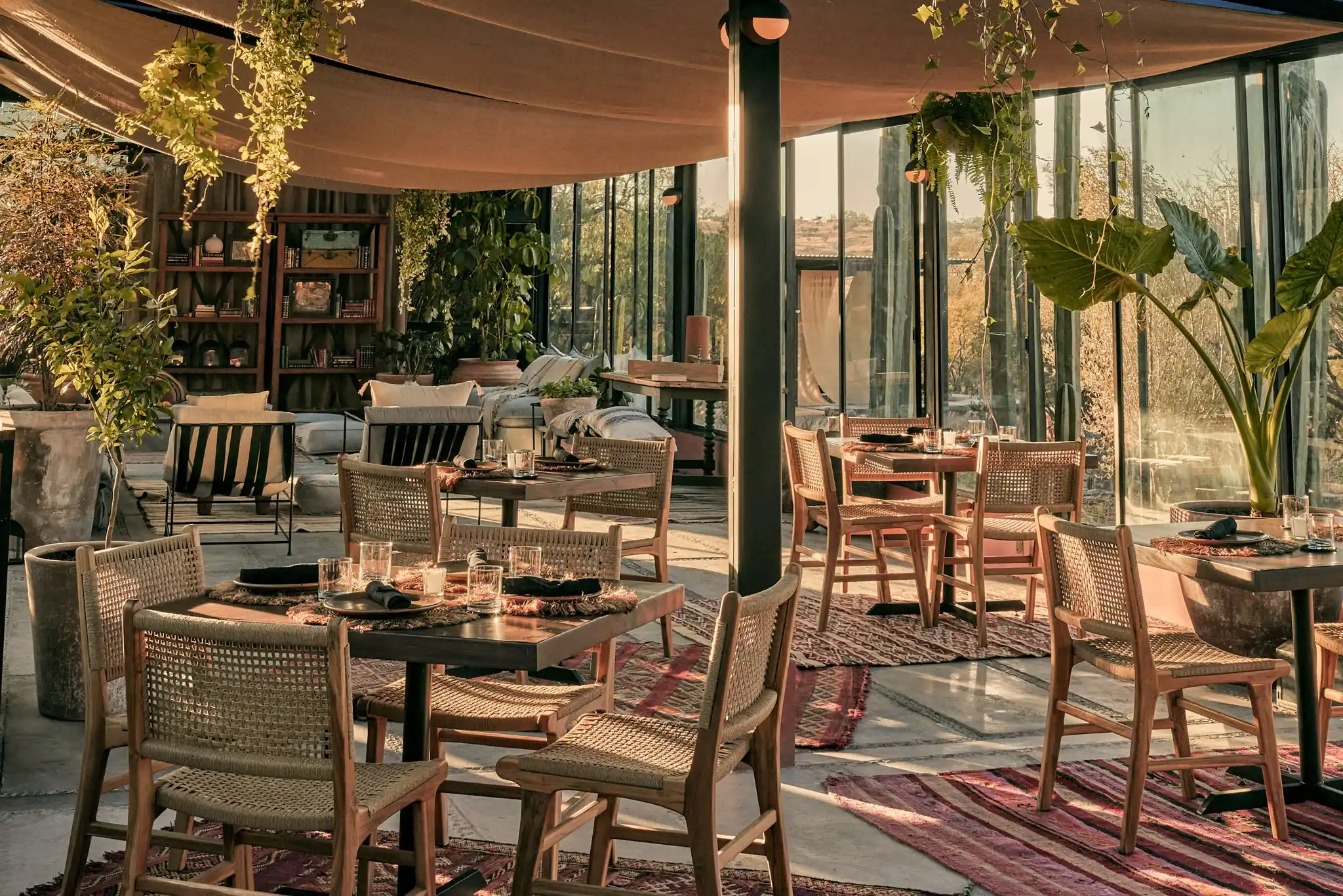 list_view.hotel_image_alt