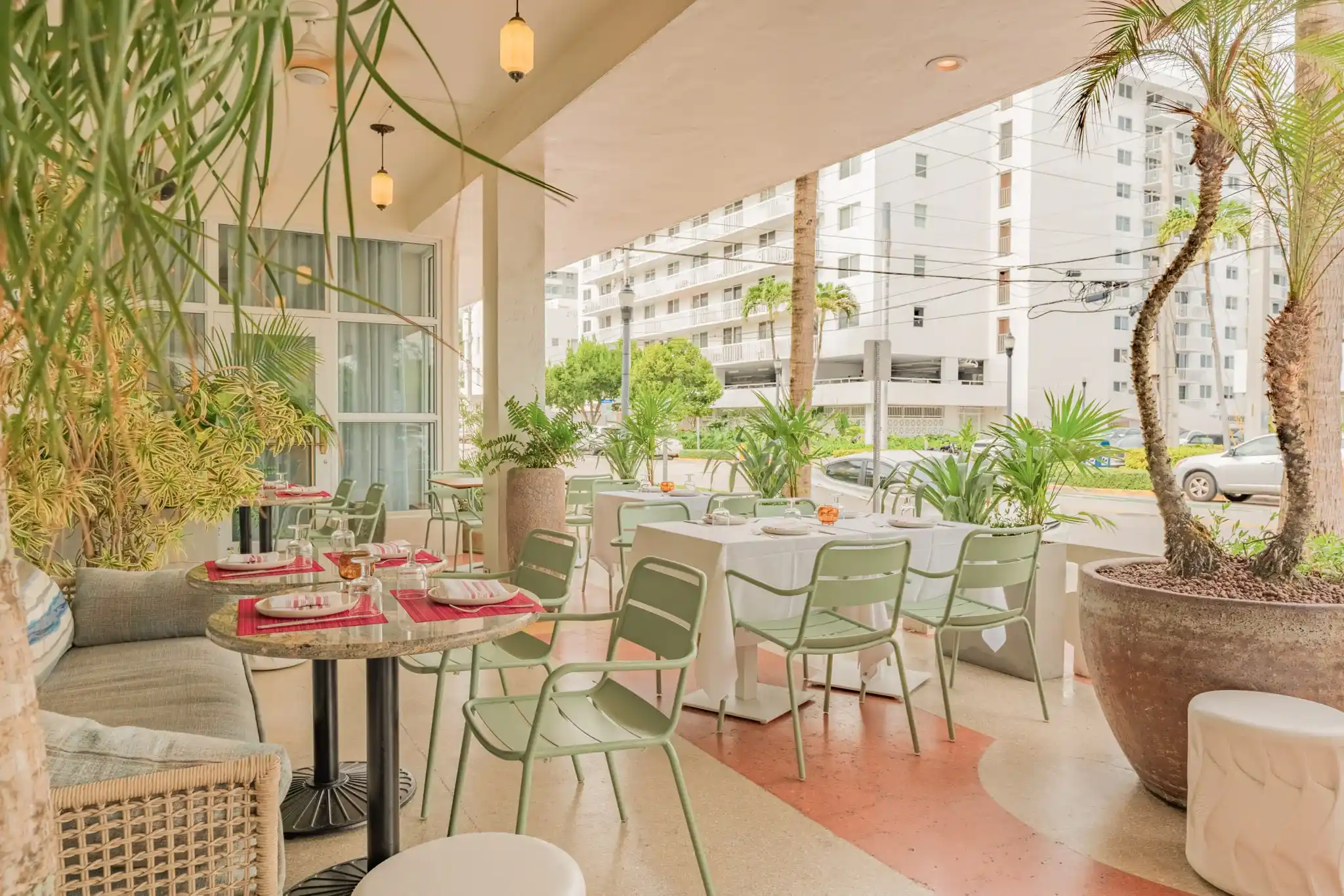 list_view.hotel_image_alt
