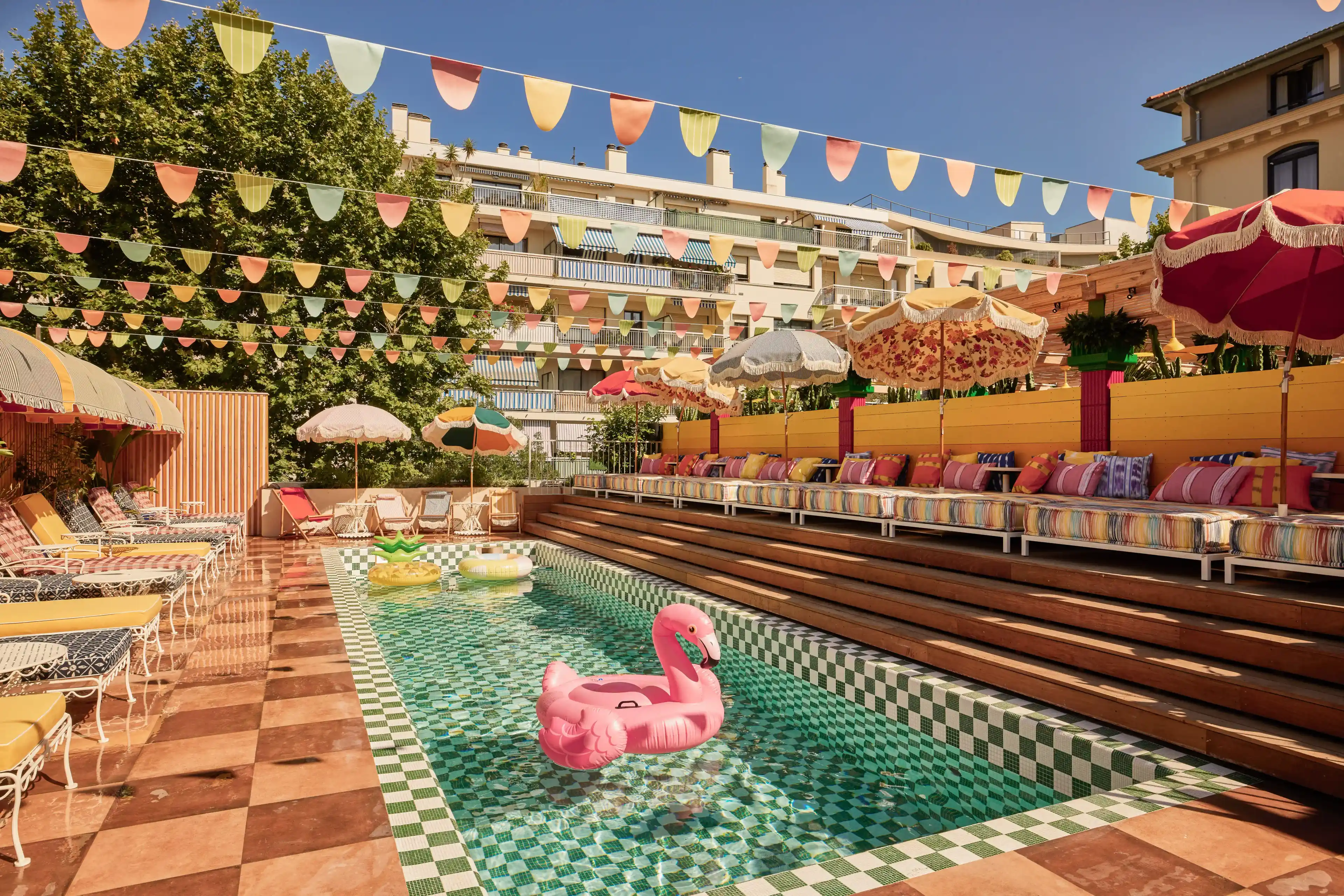 list_view.hotel_image_alt