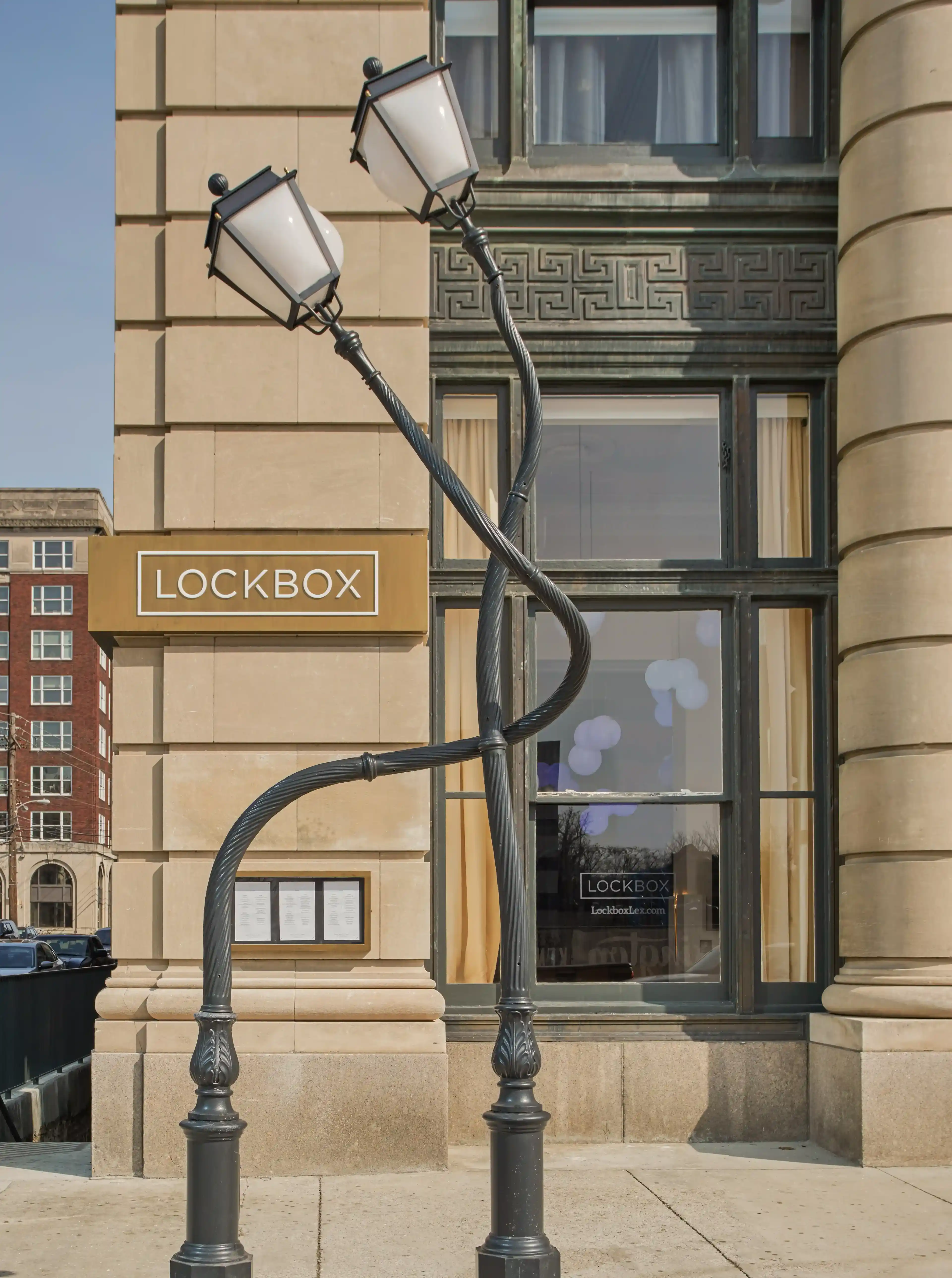 list_view.hotel_image_alt