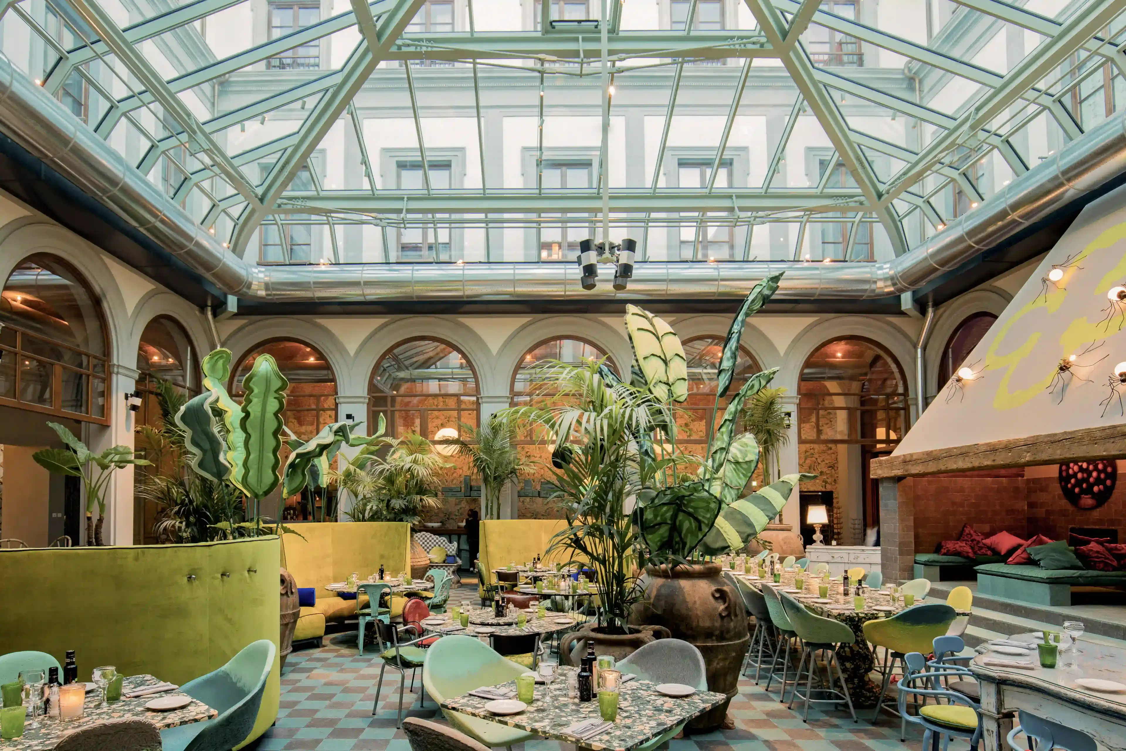list_view.hotel_image_alt