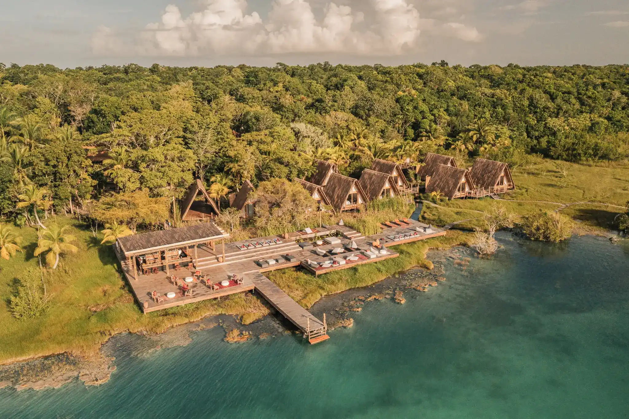 list_view.hotel_image_alt