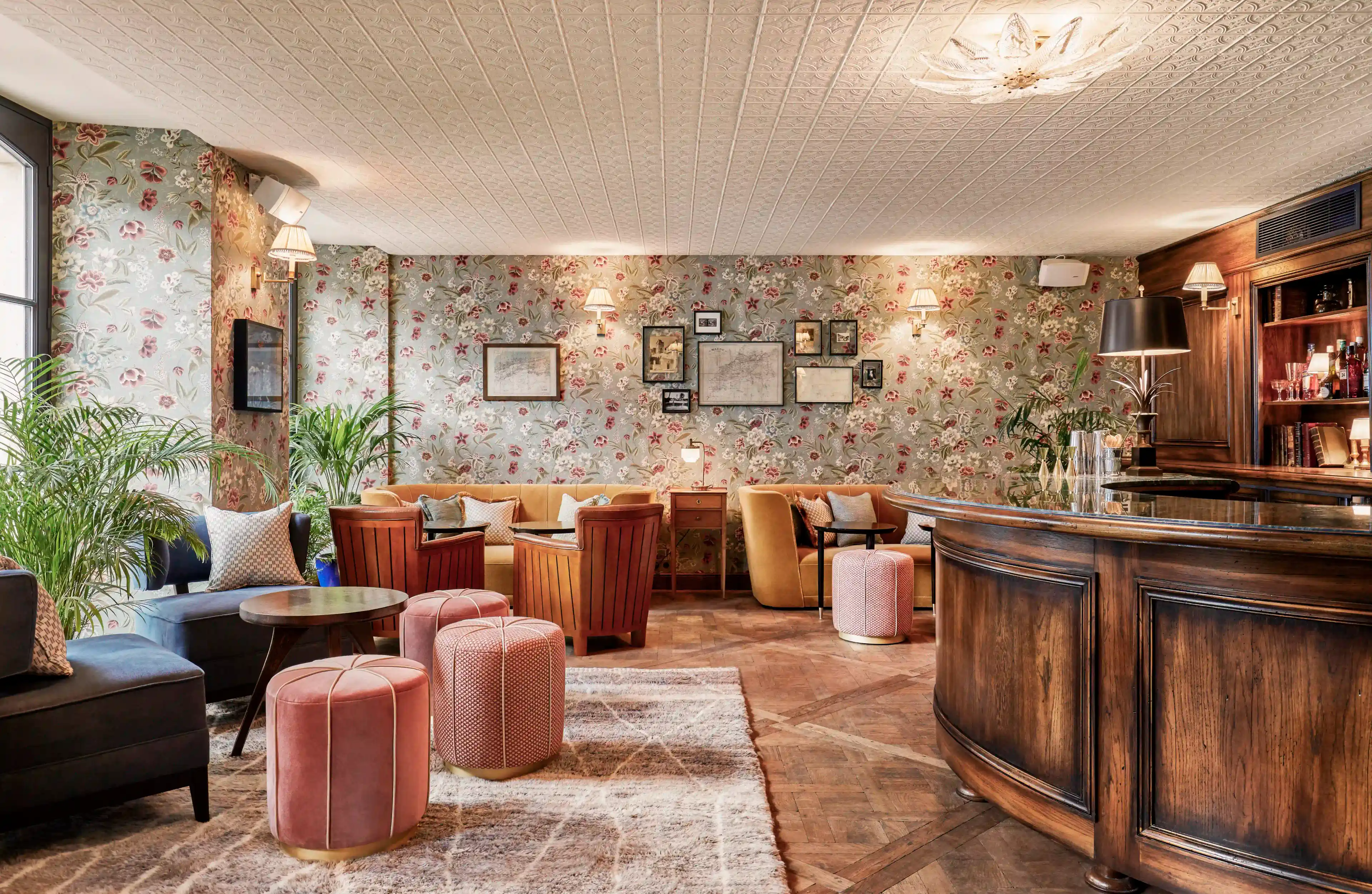 Jacques' Bar  image