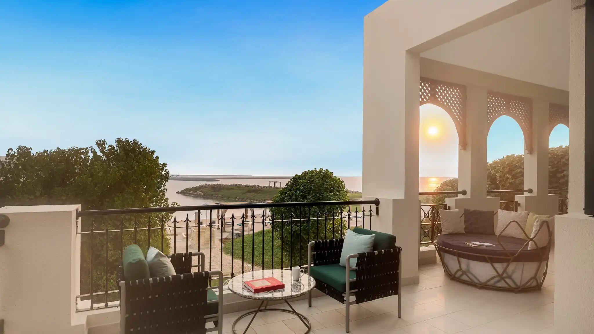 list_view.hotel_image_alt