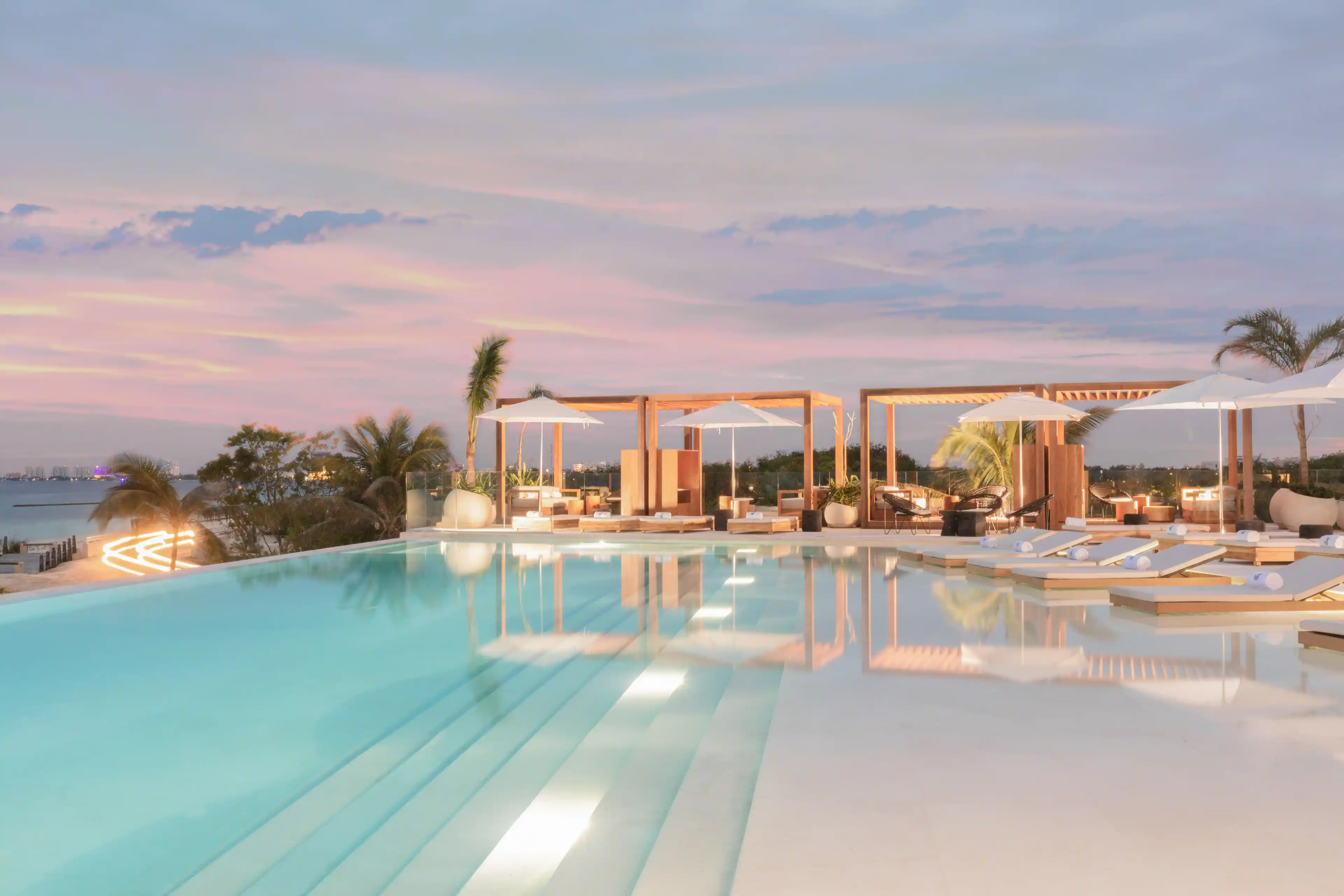 SLS Cancún image